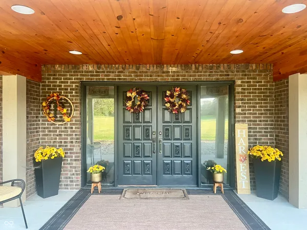 $669,900 | 4825 West County Road 500 North, North Vernon, IN 47265