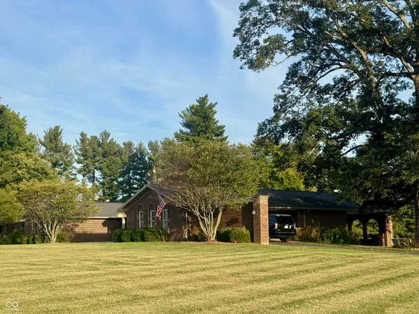 $669,900 | 4825 West County Road 500 North, North Vernon, IN 47265