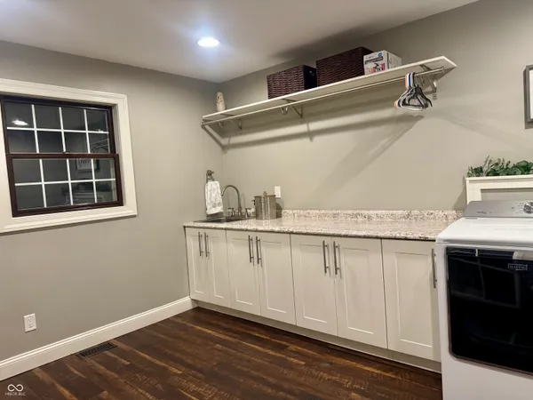 $669,900 | 4825 West County Road 500 North, North Vernon, IN 47265