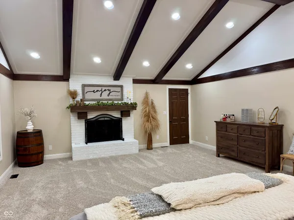 $669,900 | 4825 West County Road 500 North, North Vernon, IN 47265