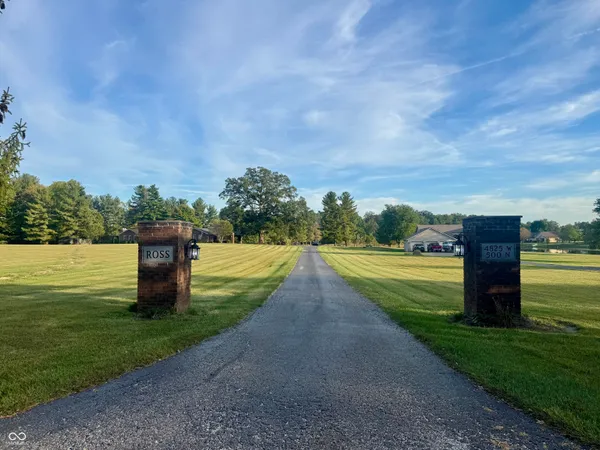 $669,900 | 4825 West County Road 500 North, North Vernon, IN 47265