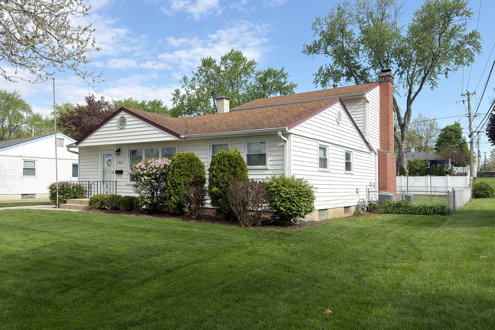 3000 Starling Lane Rolling Meadows, IL 60008 - Photo 2 of 24