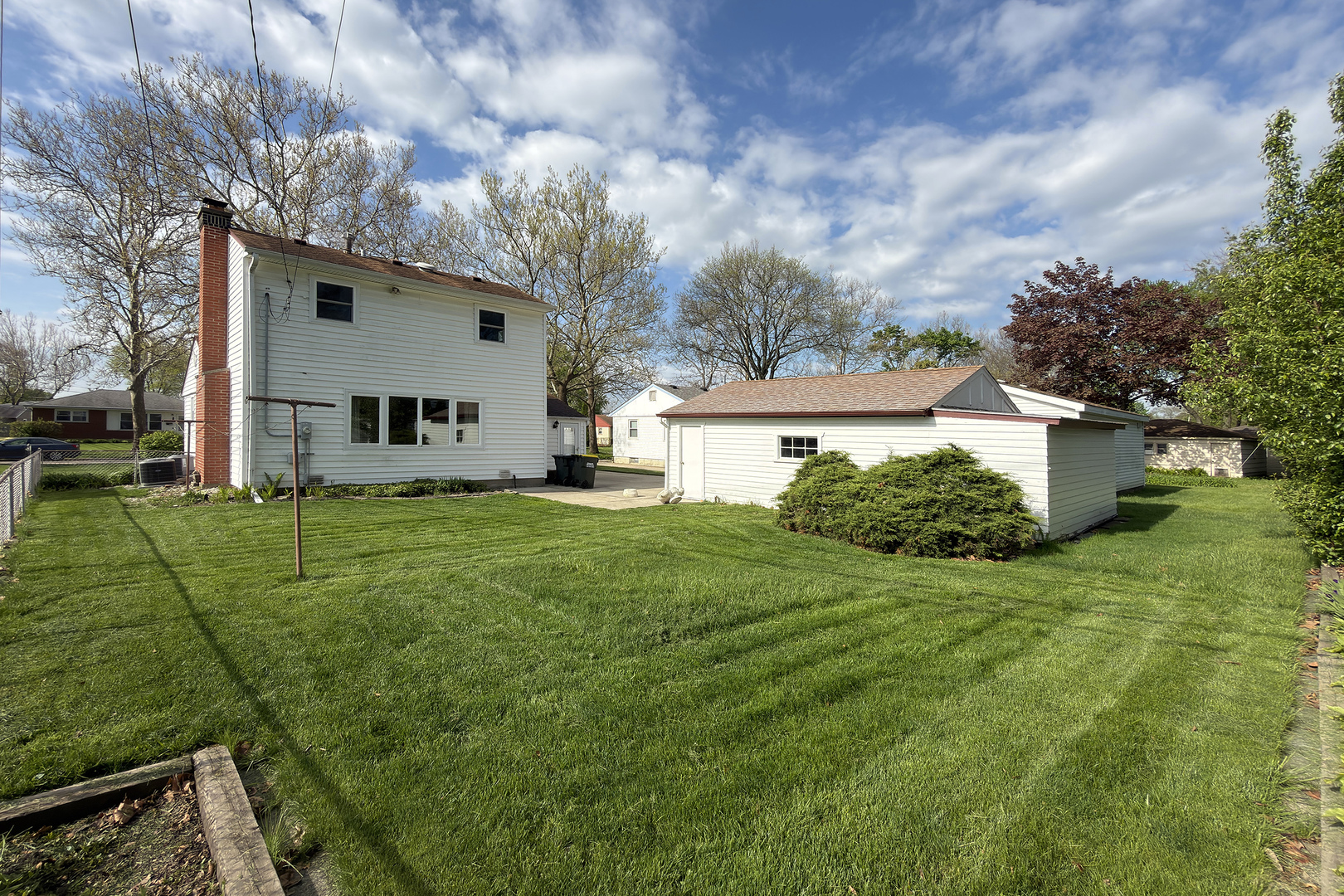 3000 Starling Lane Rolling Meadows, IL 60008 - Photo 4 of 24