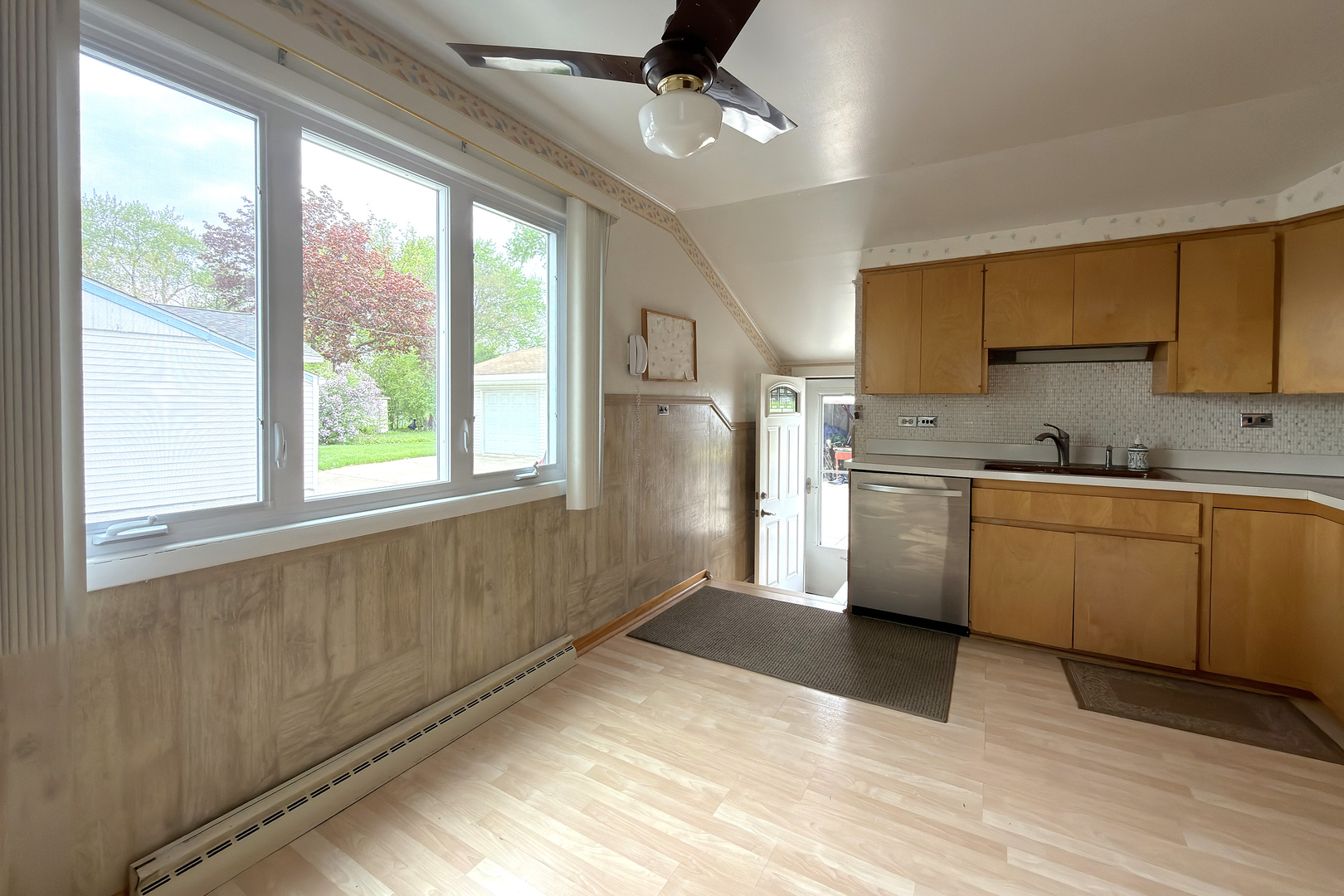 3000 Starling Lane Rolling Meadows, IL 60008 - Photo 8 of 24