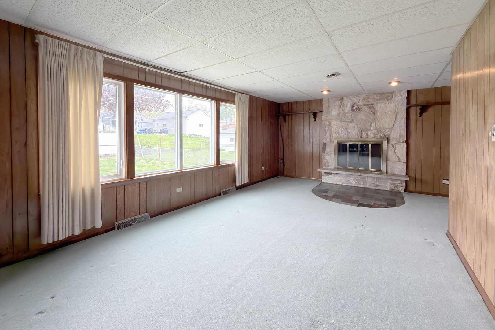 3000 Starling Lane Rolling Meadows, IL 60008 - Photo 10 of 24