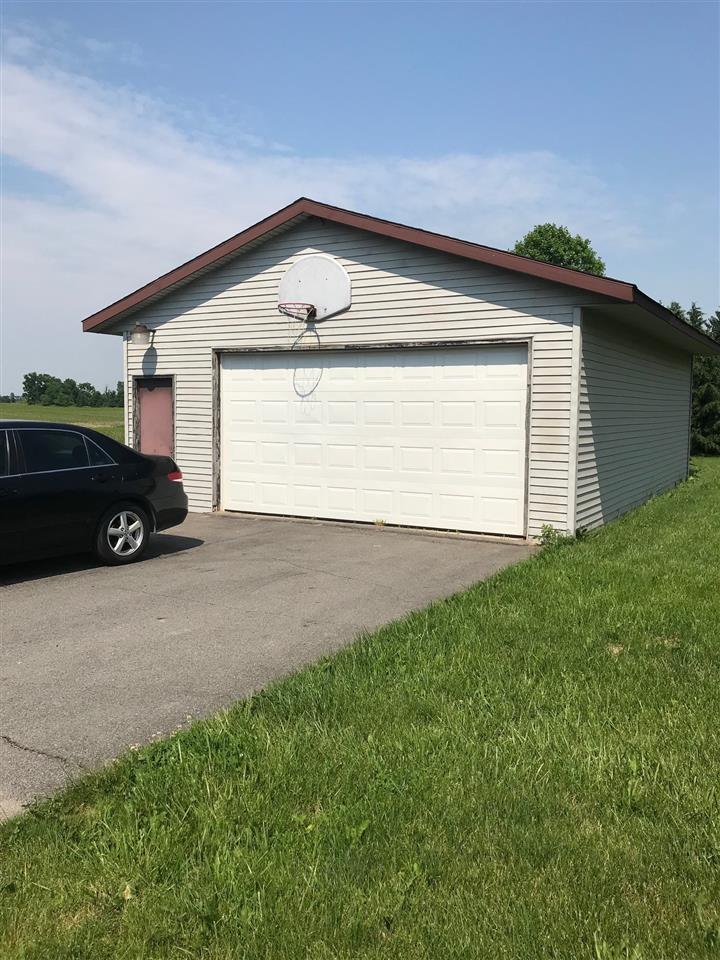 4526 Baird Road Fort Wayne, IN 46818 - Photo 2 of 2