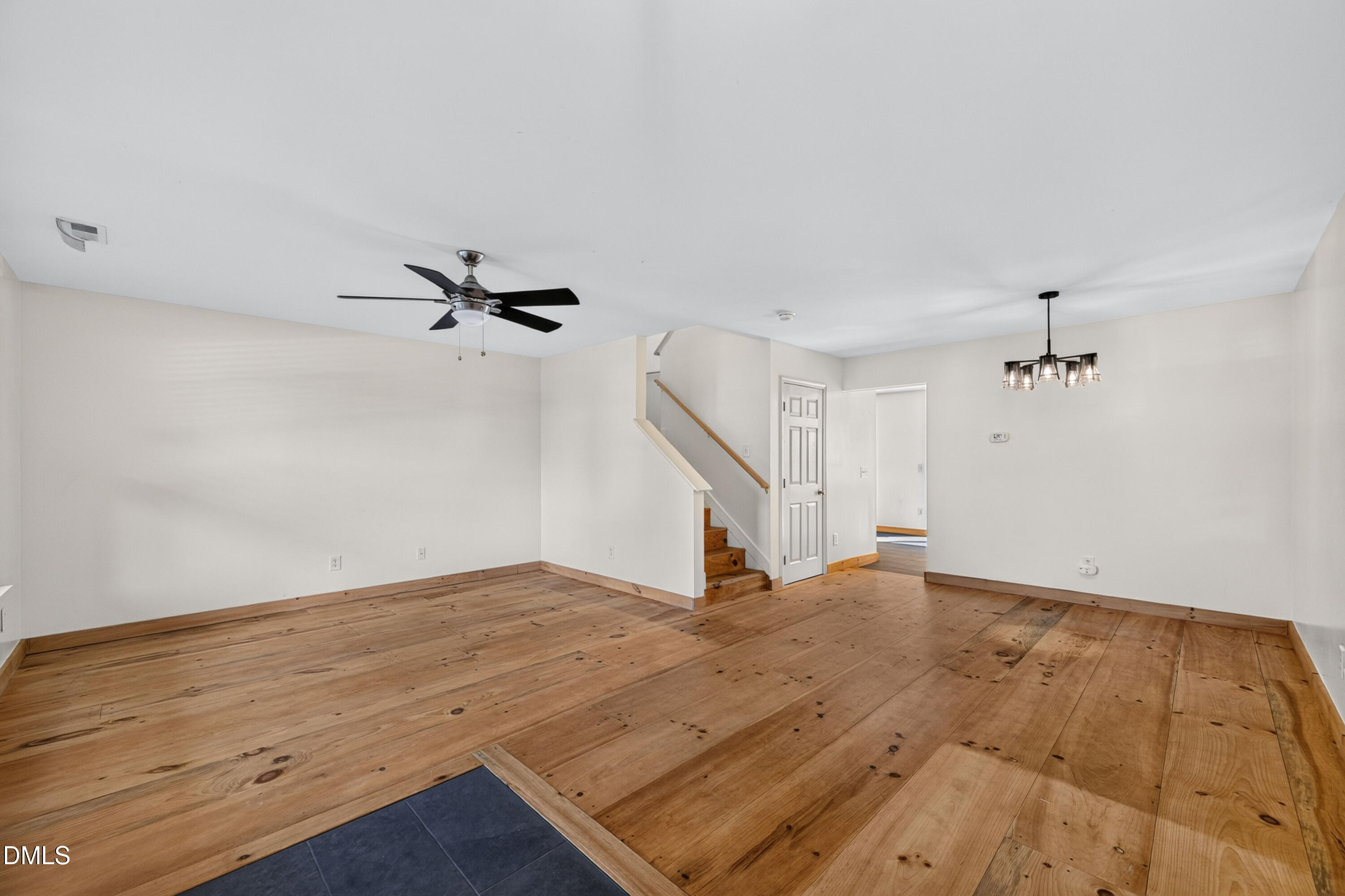 3645 Bison Hill Lane Raleigh, NC 27604 - Photo 5 of 46 DSC_4049