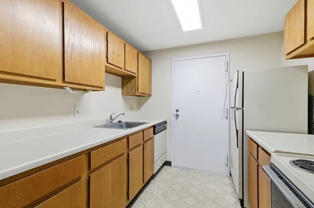 $290,000 | 36 Silver Hill Lane, Unit 21, Natick, MA 01760