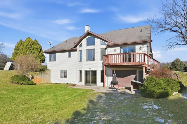 $594,900 | 4537 West Black Oak Circle, Angola, IN 46703