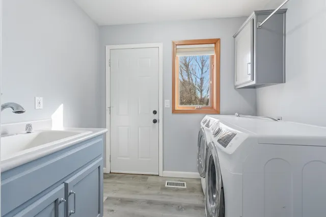 $594,900 | 4537 West Black Oak Circle, Angola, IN 46703