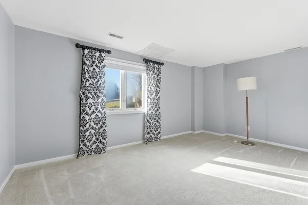 $594,900 | 4537 West Black Oak Circle, Angola, IN 46703