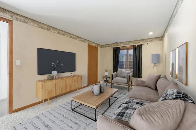 $594,900 | 4537 West Black Oak Circle, Angola, IN 46703