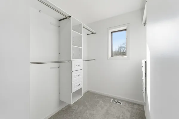 $594,900 | 4537 West Black Oak Circle, Angola, IN 46703