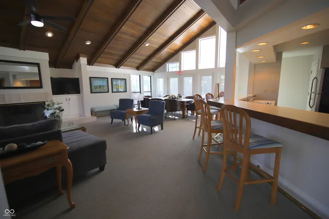 $163,500 | 8750 Yardley Court, Unit 303, Indianapolis, IN 46268