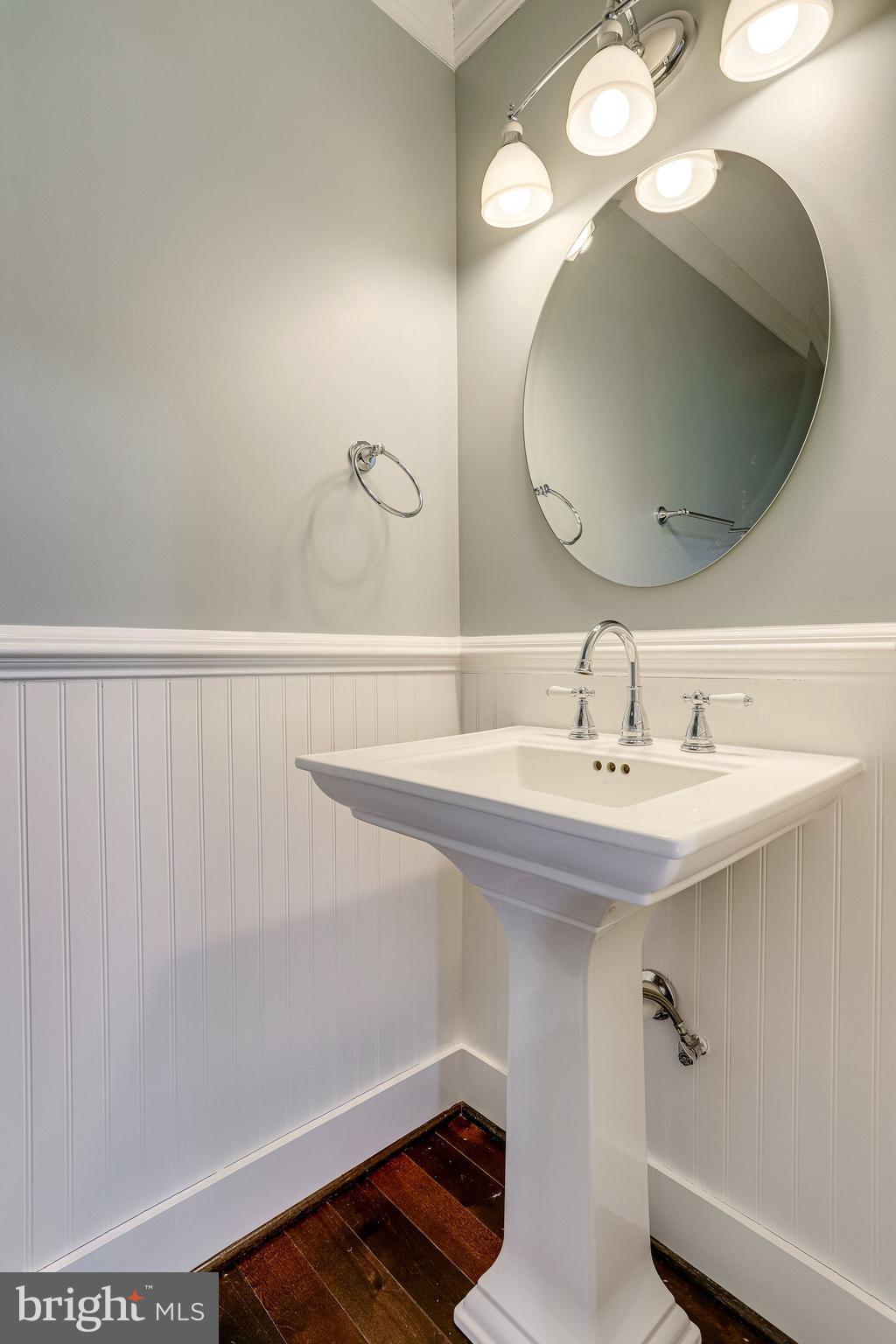 1403 Newport Spring Court Reston, VA 20194 - Photo 14 of 41 Gallery Image 14