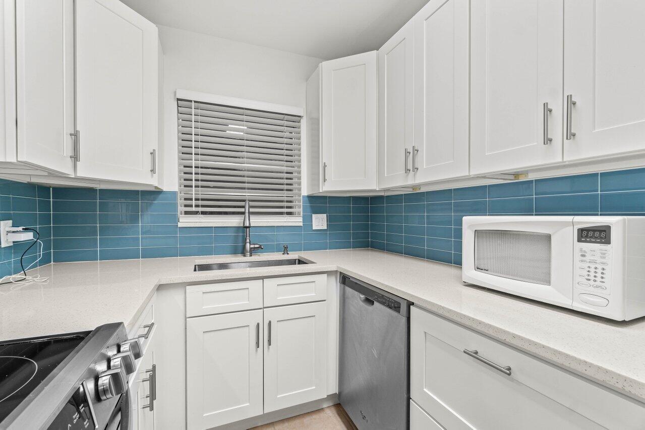 1074 Northwest 13th Street, Unit 161C Boca Raton, FL 33486 - Photo 4 of 30 010-1074Northwest13thStreet-161C-BocaRat