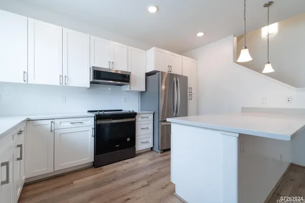 $3,850 | 94-1219 Haleululaau Street, Unit 44, Waipahu, HI 96797