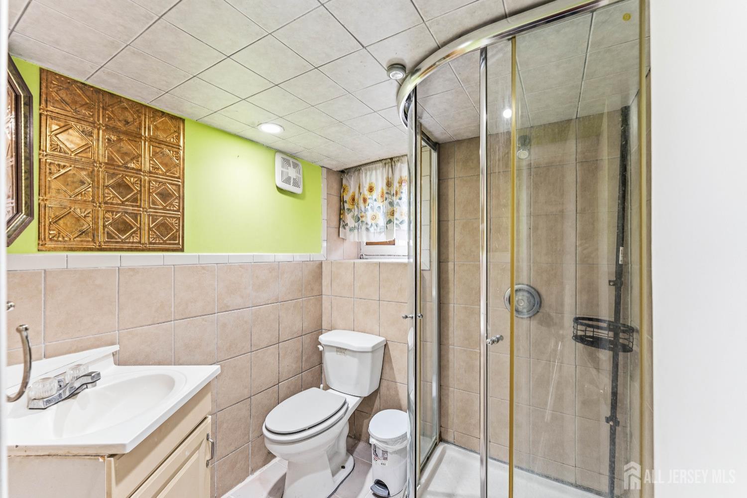 239 Walnut Street Dunellen, NJ 08812 - Photo 14 of 22