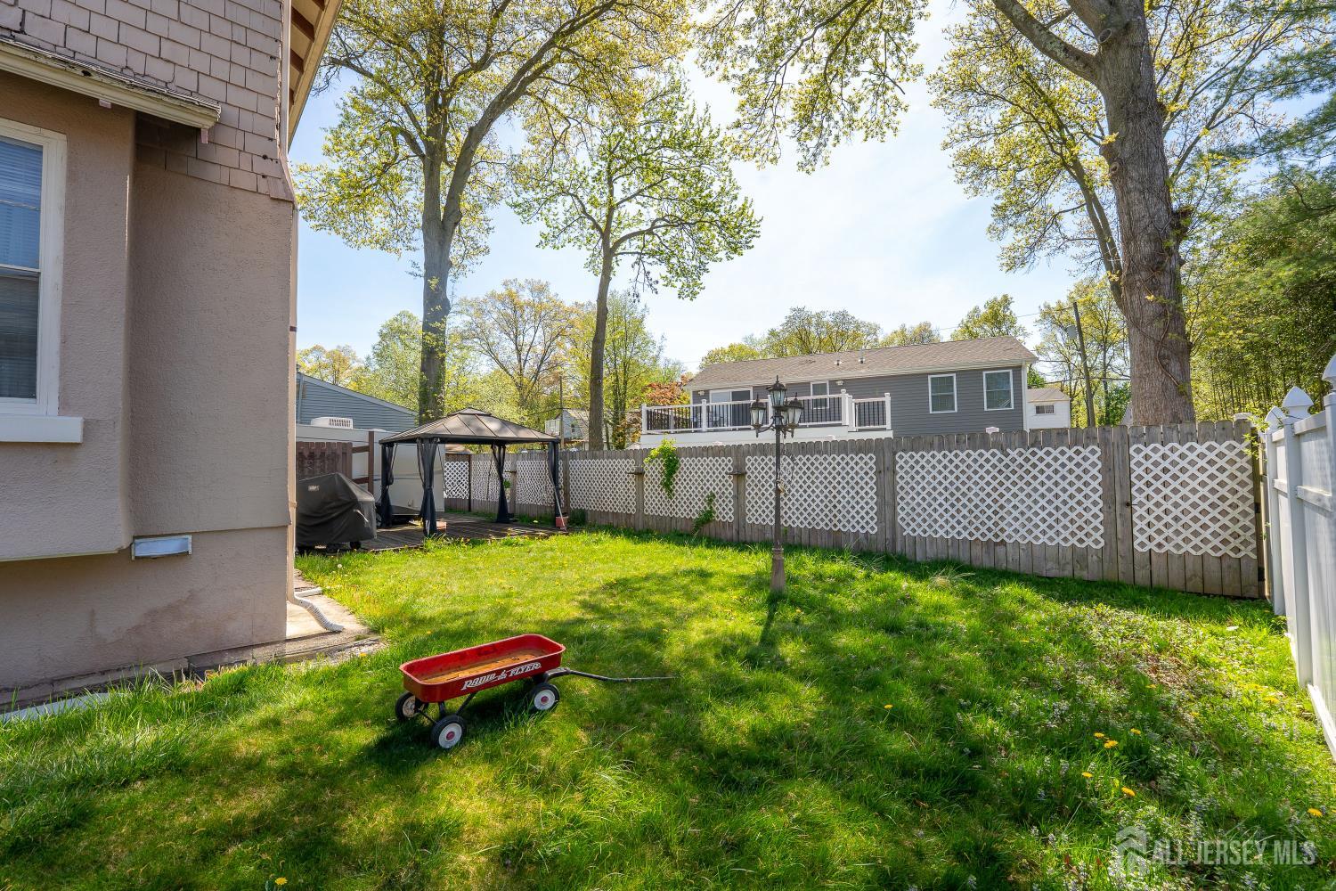 239 Walnut Street Dunellen, NJ 08812 - Photo 19 of 22