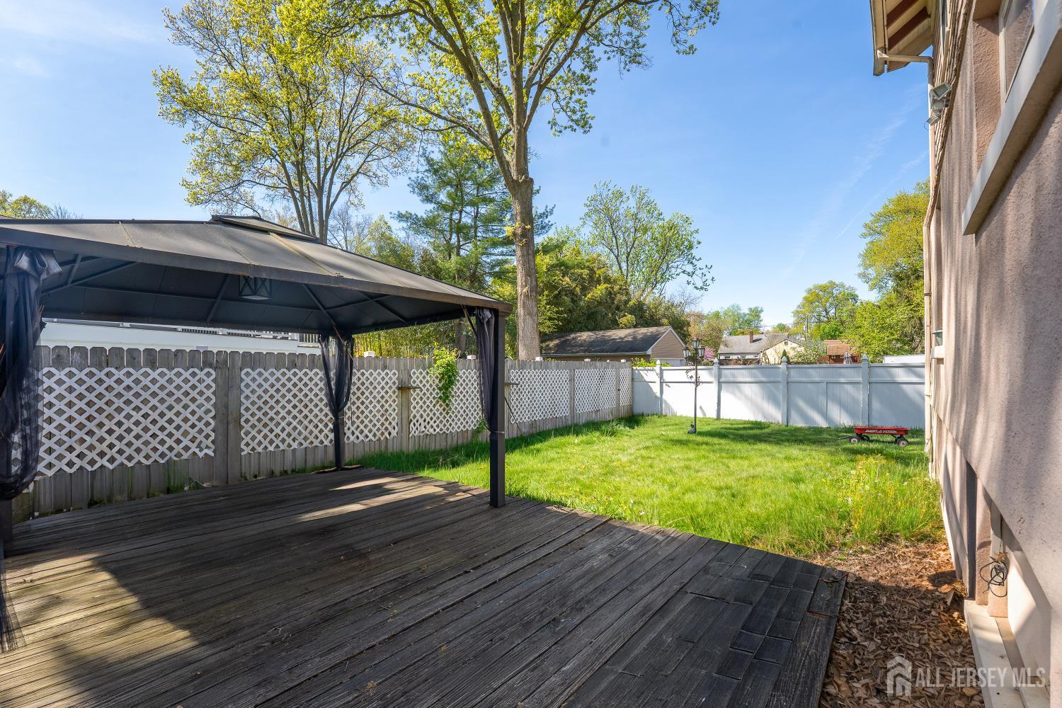 239 Walnut Street Dunellen, NJ 08812 - Photo 20 of 22