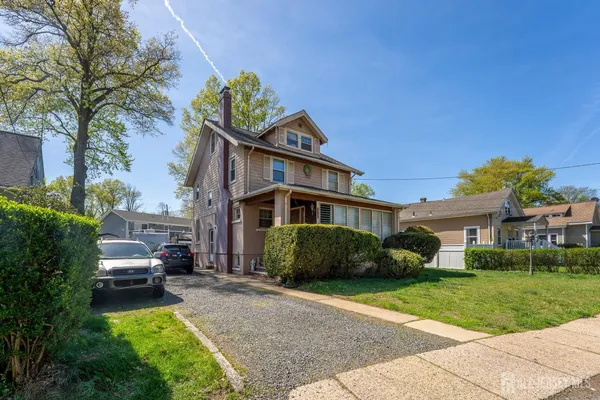 $549,900 | 239 Walnut Street, Dunellen, NJ 08812