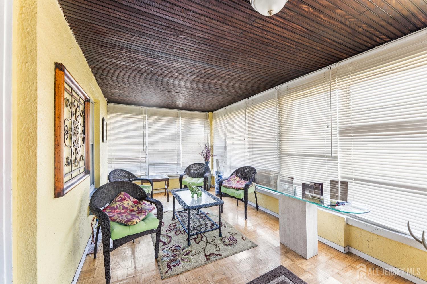 239 Walnut Street Dunellen, NJ 08812 - Photo 4 of 22