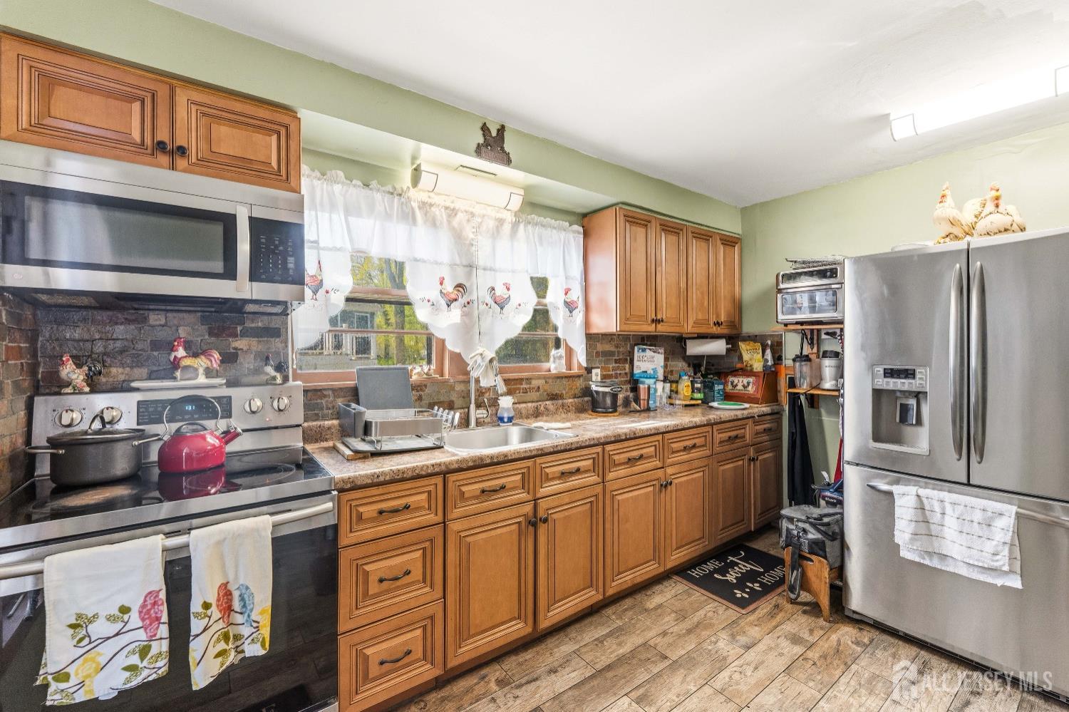 239 Walnut Street Dunellen, NJ 08812 - Photo 9 of 22