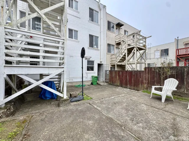 $1,495,000 | 1724-1726 Judah Street, San Francisco, CA 94122