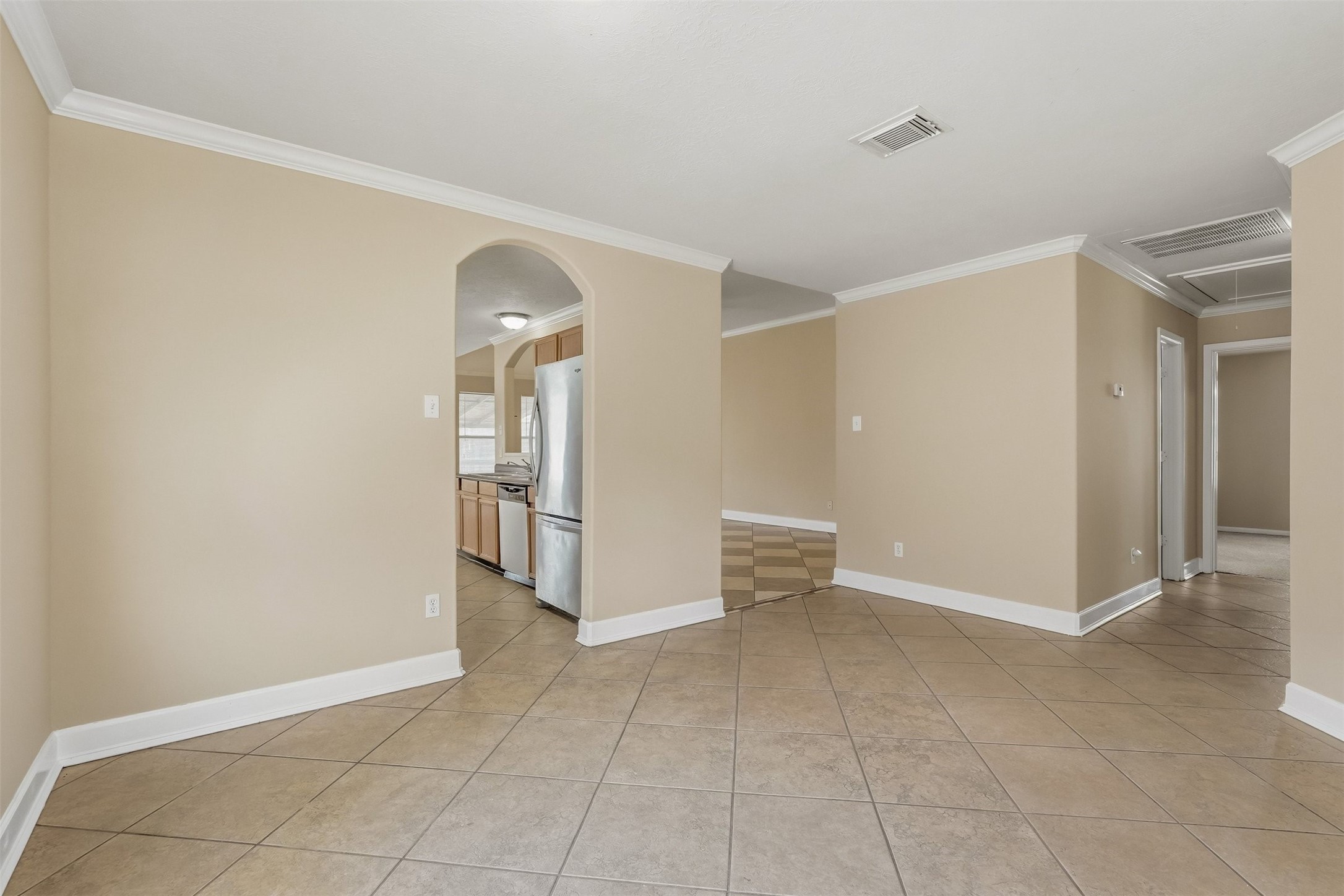 5911 Camron Point Circle Katy, TX 77449 - Photo 6 of 24