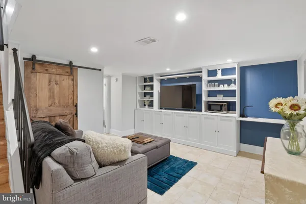 $635,000 | 3363 South Stafford Street, Arlington, VA 22206