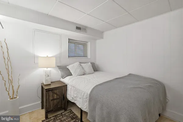 $635,000 | 3363 South Stafford Street, Arlington, VA 22206