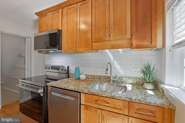 $635,000 | 3363 South Stafford Street, Arlington, VA 22206
