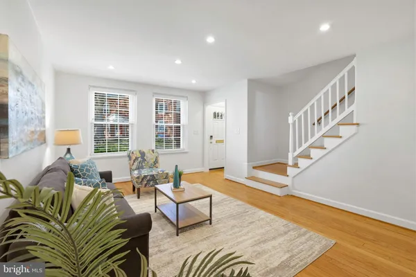 $635,000 | 3363 South Stafford Street, Arlington, VA 22206