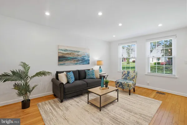$635,000 | 3363 South Stafford Street, Arlington, VA 22206