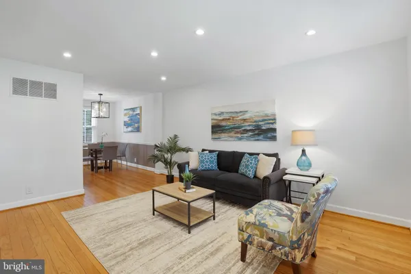 $635,000 | 3363 South Stafford Street, Arlington, VA 22206