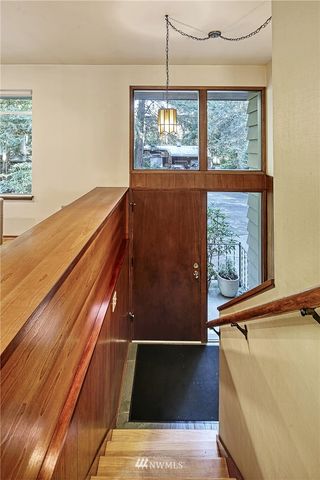 $880,000 | 18503 24th Place Northeast, Lake Forest Park, WA 98155