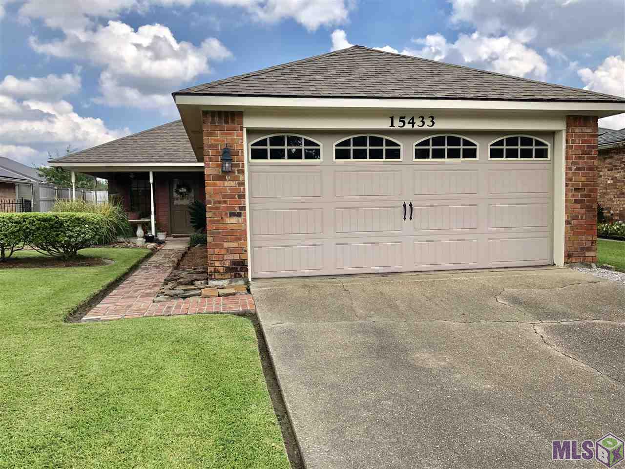 15433 Springwood Avenue Baton Rouge, LA 70817 - Photo 1 of 24 15433 Springwood Ave