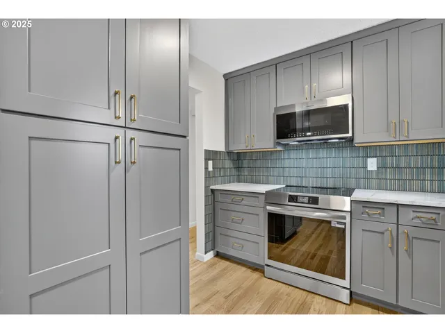 $698,995 | 14633 Southeast Carol Avenue, Milwaukie, OR 97267