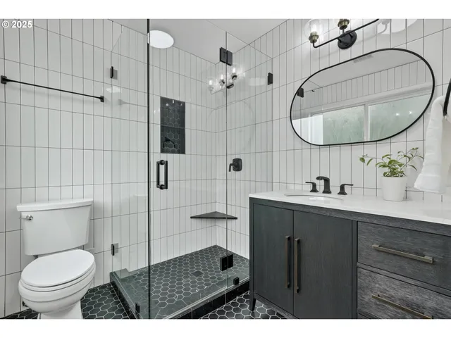 $698,995 | 14633 Southeast Carol Avenue, Milwaukie, OR 97267