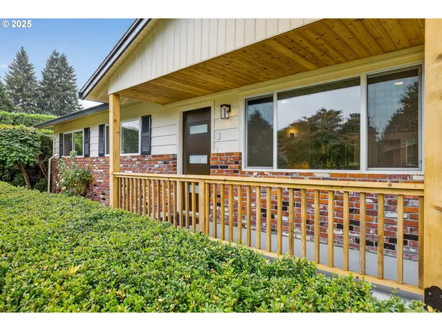 $698,995 | 14633 Southeast Carol Avenue, Milwaukie, OR 97267