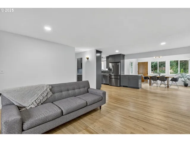 $698,995 | 14633 Southeast Carol Avenue, Milwaukie, OR 97267