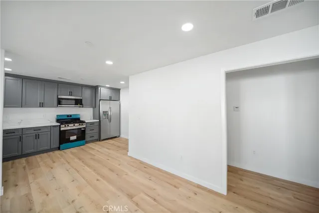 $3,500 | 833 North Sunflower Avenue, Covina, CA 91724