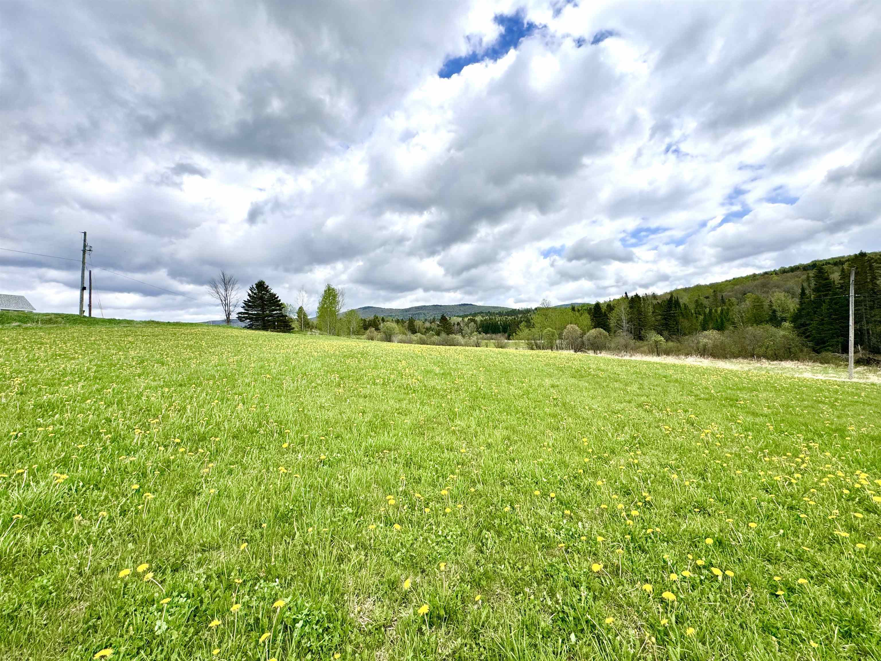 241-18 Golf Links Road Colebrook, NH 03576 - Photo 4 of 16