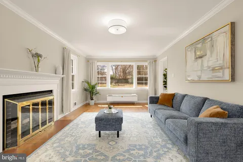 $899,000 | 13320 Wye Oak Drive, Darnestown, MD 20878