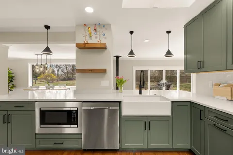 $899,000 | 13320 Wye Oak Drive, Darnestown, MD 20878