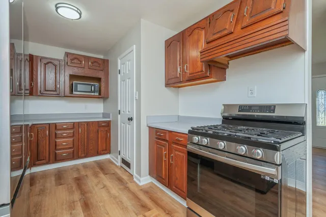 $1,800 | 21 Kohler Drive, Mary Esther, FL 32569