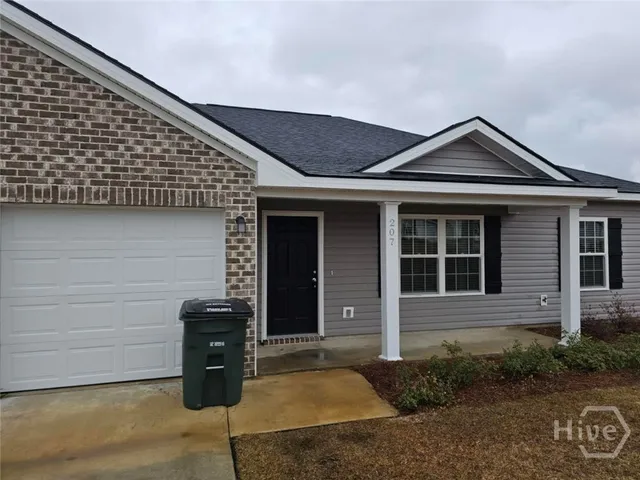 $1,900 | 207 Evans Terrace, Statesboro, GA 30458