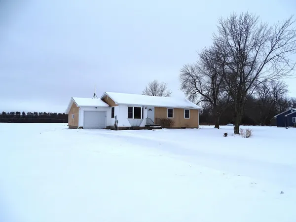 $183,500 | S359 Highway 25, Durand, WI 54736