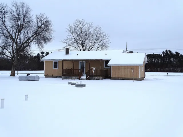 $189,900 | S359 Highway 25, Durand, WI 54736