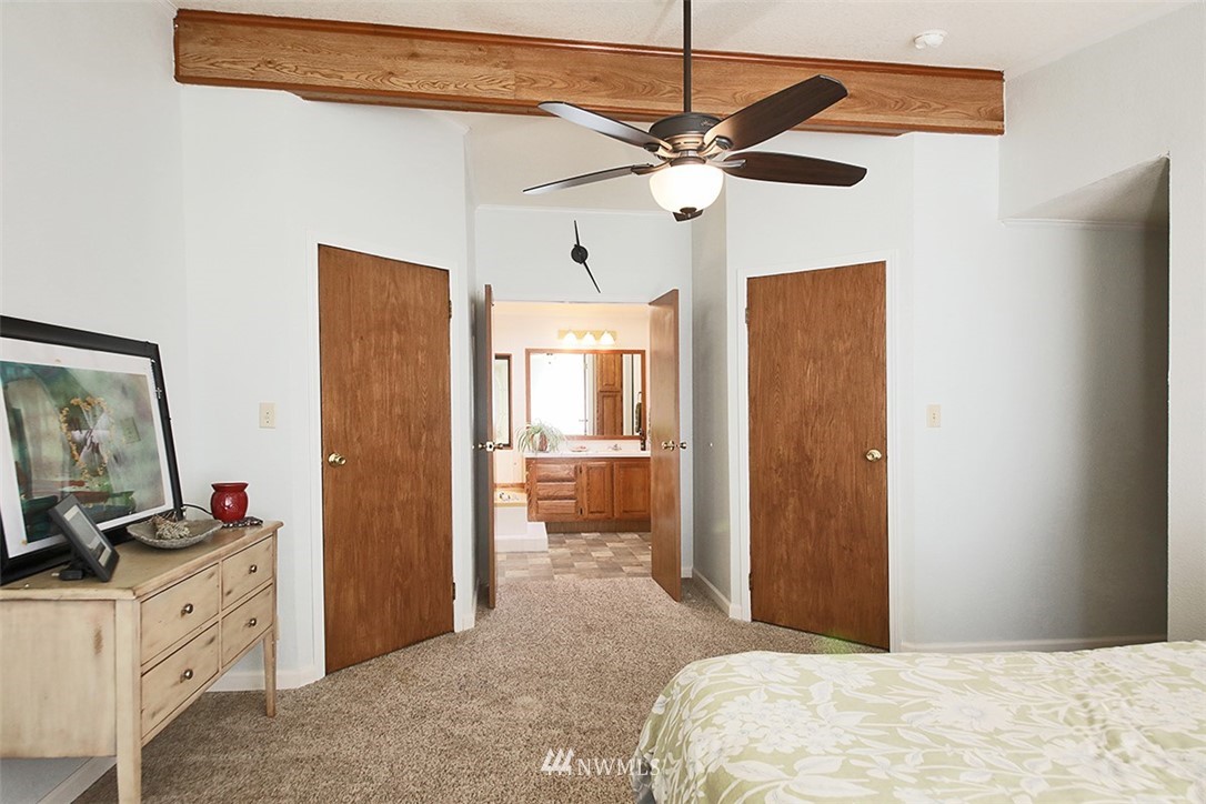 408 Sycamore Road Coupeville, WA 98239 - Photo 13 of 37 Gallery Image 13